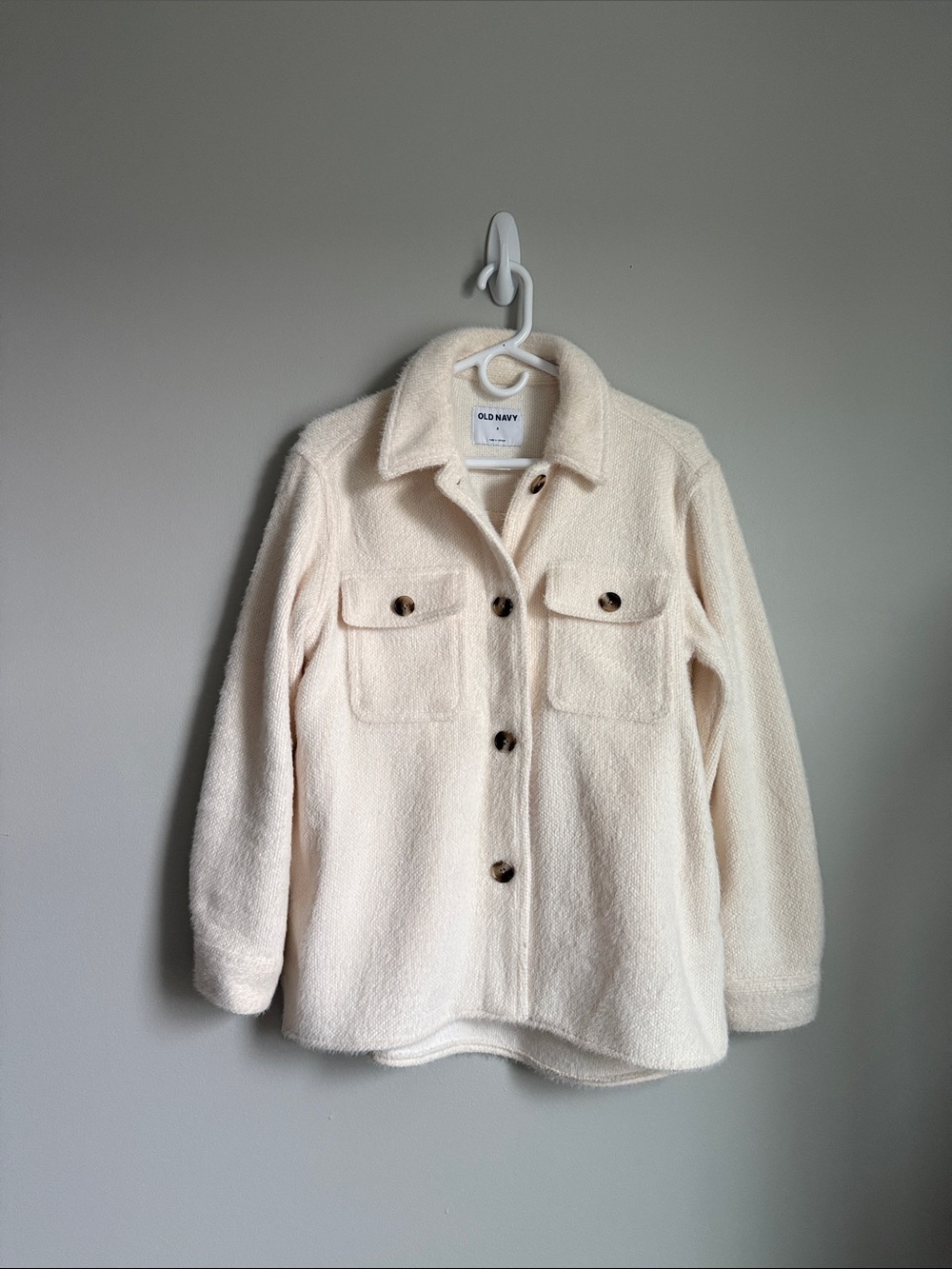 Old Navy Cream Soft Fuzzy Jacket Shacket